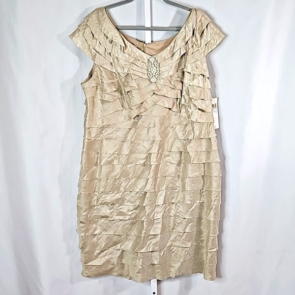 London Times Woman Champagne Dress NWT Size 20 - Picture 1 of 8